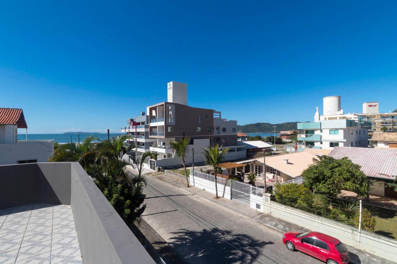 בומבינאס Residencial Melfi 2 Apartamento Com Piscina מראה חיצוני תמונה