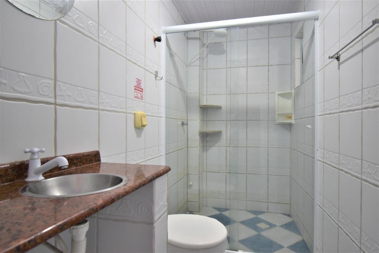 בומבינאס Residencial Melfi 2 Apartamento Com Piscina מראה חיצוני תמונה
