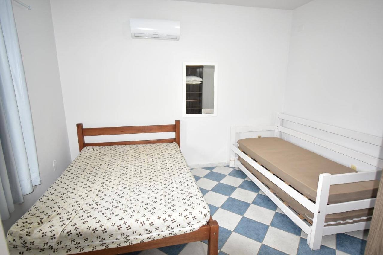 בומבינאס Residencial Melfi 2 Apartamento Com Piscina מראה חיצוני תמונה